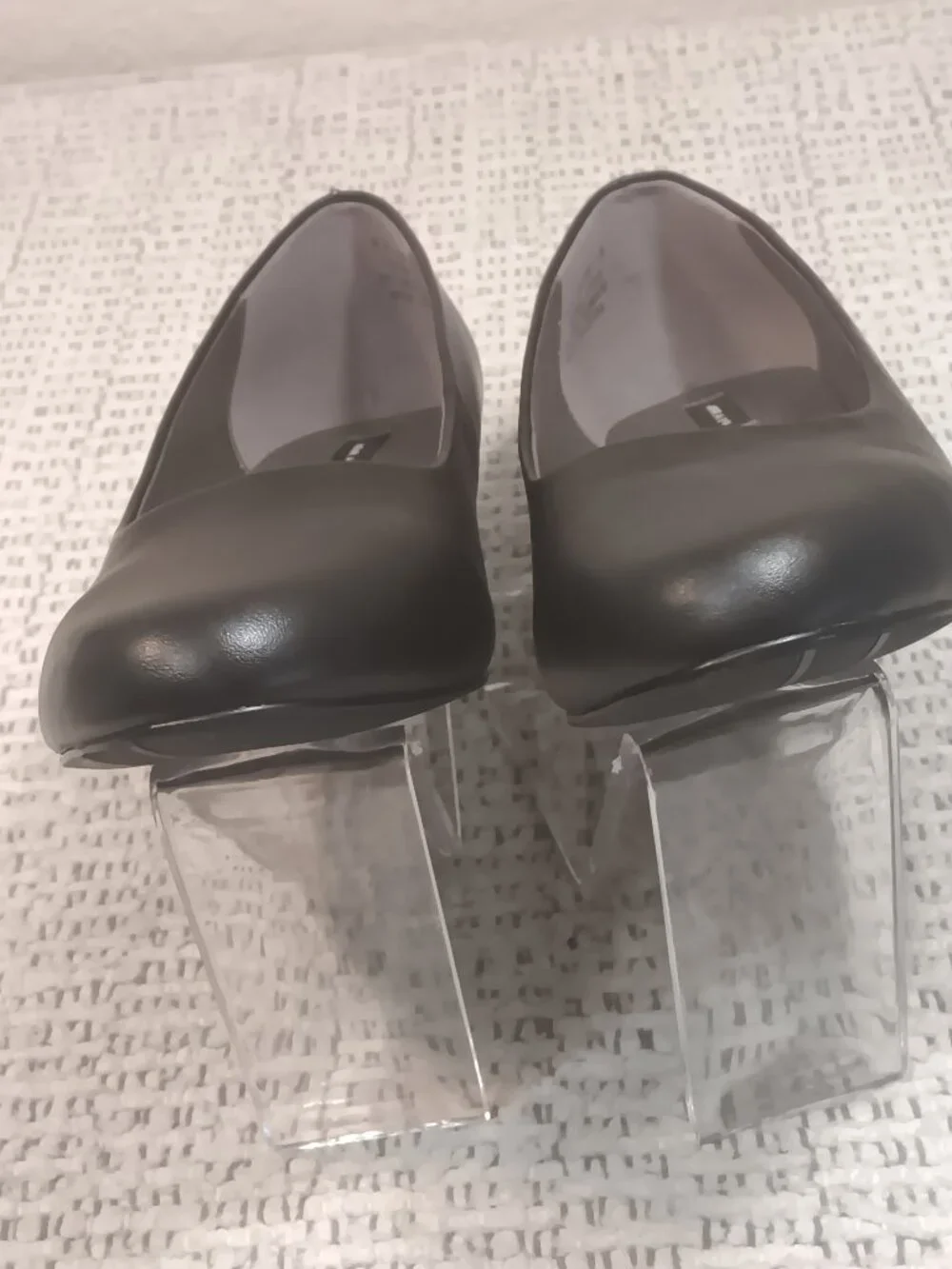 Array women's black leather upper block heel kitten heel pumps sz 9 N